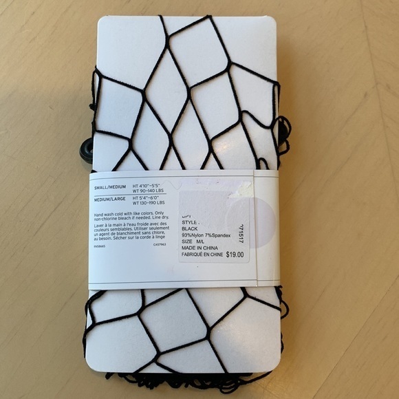 Fishnet tights - Picture 3 of 4